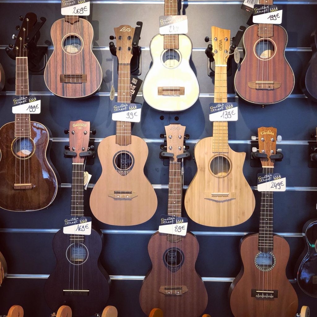 Ukulélés en folie !!!Kala, Ortega, Fender, Gretsch, Gewa, Aloha, Cordoba et Lag. Dispo au shop.