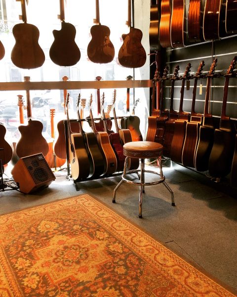 Venez donc profiter de ce beau samedi à Pigalle, on vous attend!