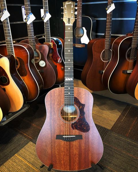 🇨🇦Godin Metropolis Composer  EQ. Tout acajou équipée du LR baggs Element