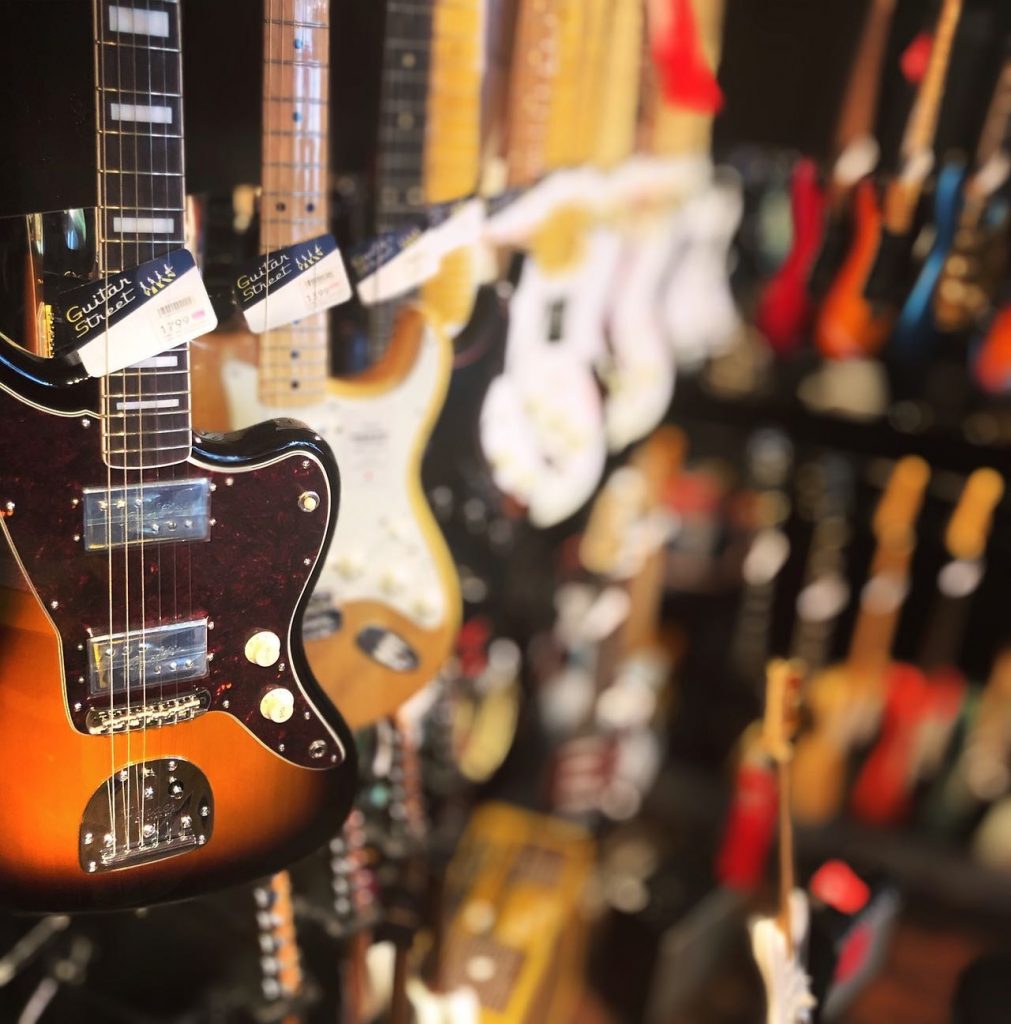 Fender – Made in Japan – Traditional 60’s Jazzmaster HH Sunburst. Limited Run