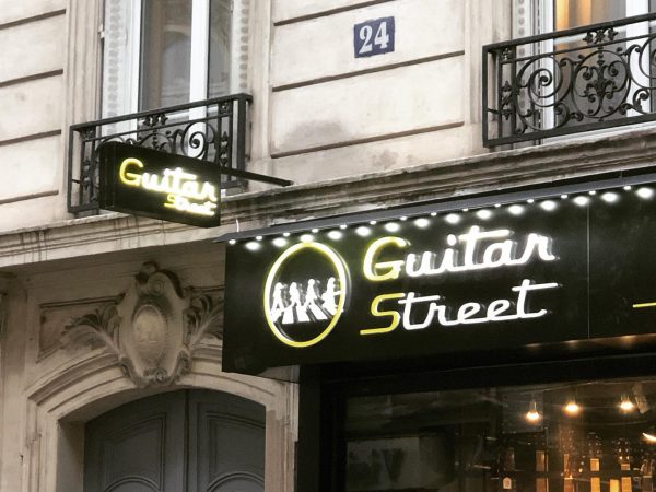 Nouvelle enseigne  toute belle.