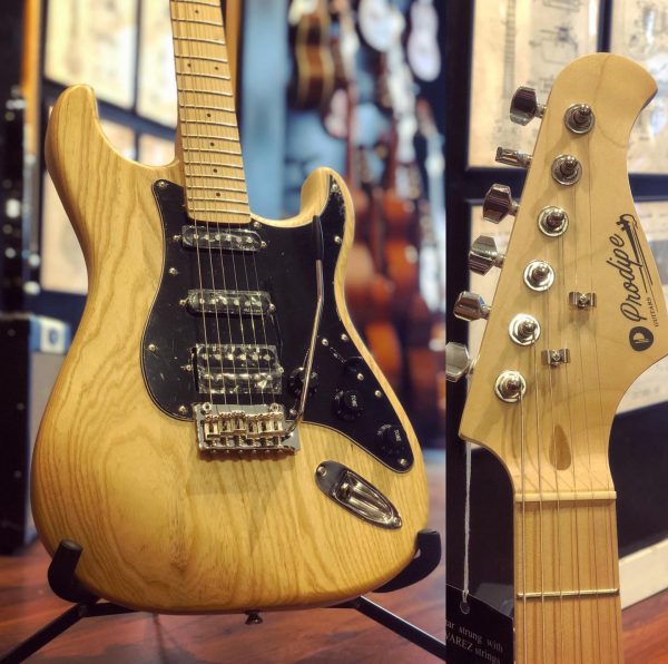 Prodipe Guitars – ST83 Ash  Définitivement le meilleur rapport qualité/prix actuel. À saisir d’urgence.