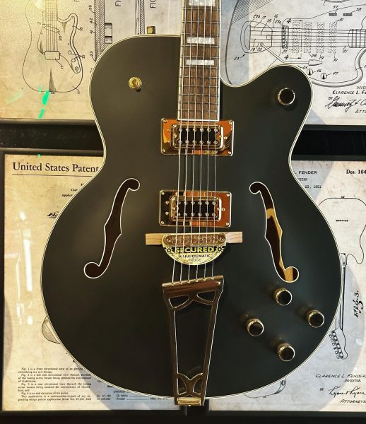 Gretsch – Tim Armstrong Signature. Quand un punk joue sur une Hollowbody 🕷️