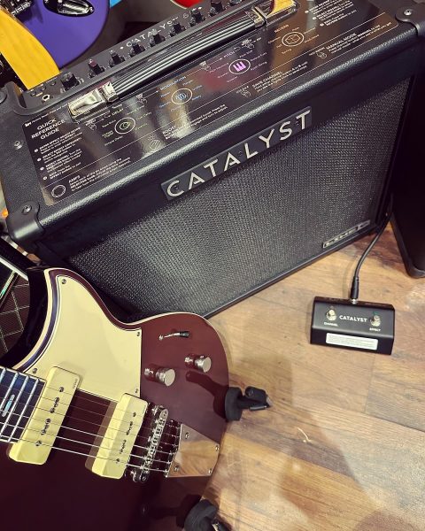 Pas assez chère mon fils !!!Line 6 – Catalyst 60. Ça déboîte pour le prix.