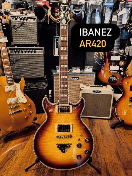 Ibanez AR420 VLS — Classe & puissance vintage Double cut acajou, table érable flammé, micros Super 58 : un classique Ibanez au look royal et au son chaleureux. Guitar Street Paris www.guitarstreet.fr#IbanezAR420 #IbanezGuitars #GuitarStreet #VintageVibe #GuitarShop #Pigalle #GuitareElectrique