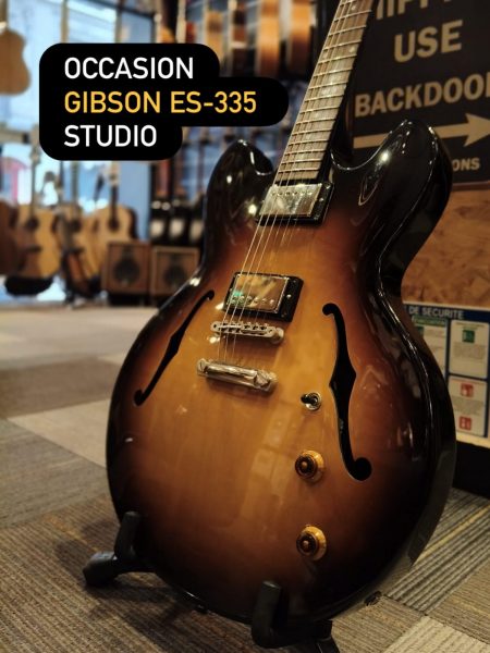 De belles guitares d’OCCASION vous attendent en magasin comme cette belle Gibson ES335 Studio.Également dispo en ligne sur notre site. Lien en bio.